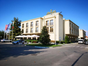  Parish Hotel  Свиленград
